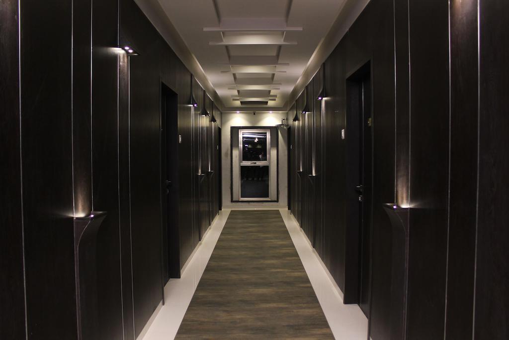 Hotel Magnum Inn Junagadh Esterno foto