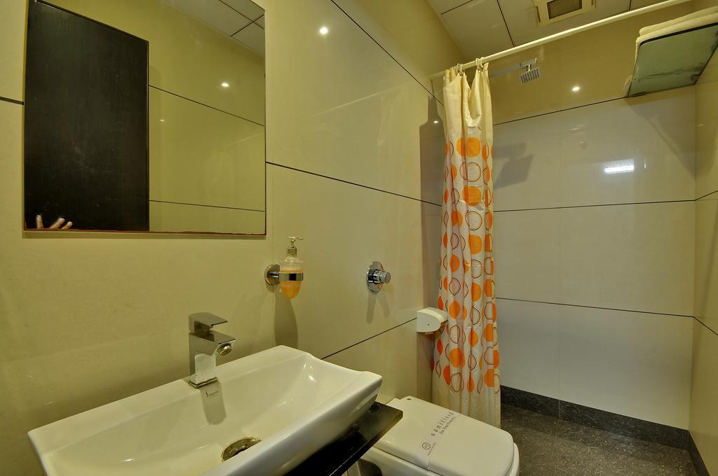 Hotel Magnum Inn Junagadh Esterno foto